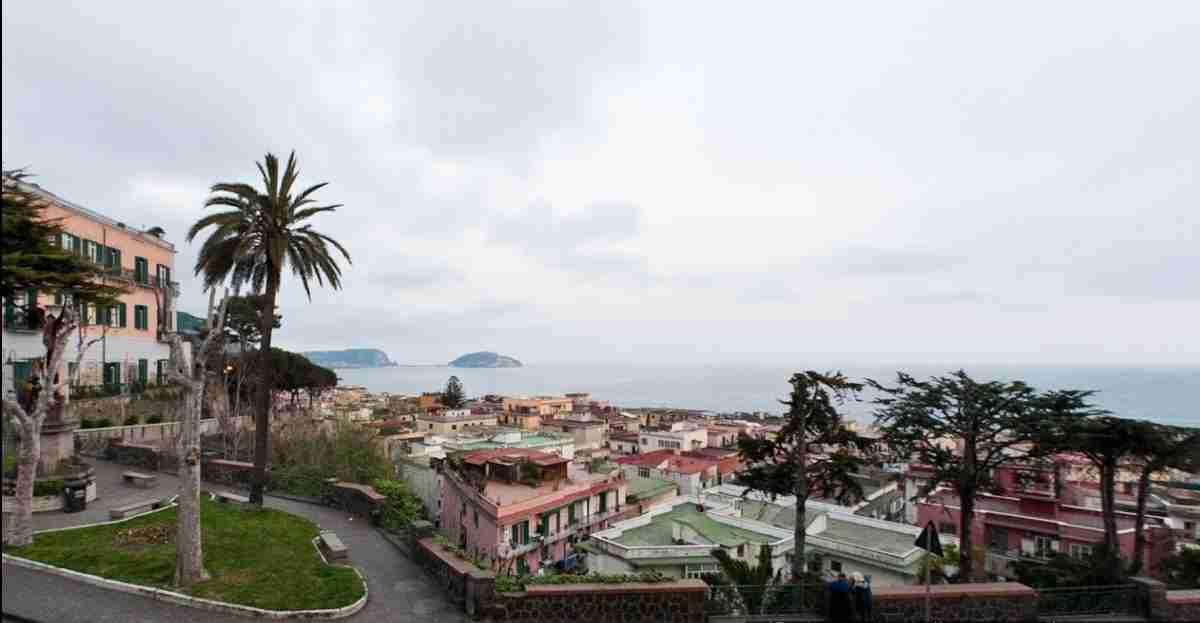 belvedere francesco maria sciarelli pozzuoli