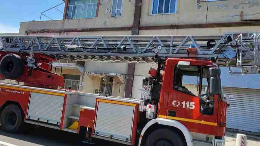calcinacci pozzuoli bradisismo